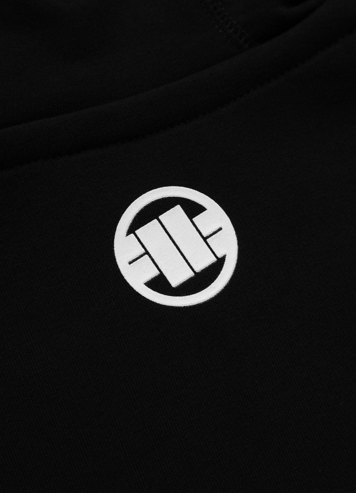 Schwarzer Kapuzenpullover mit STEEL-LOGO