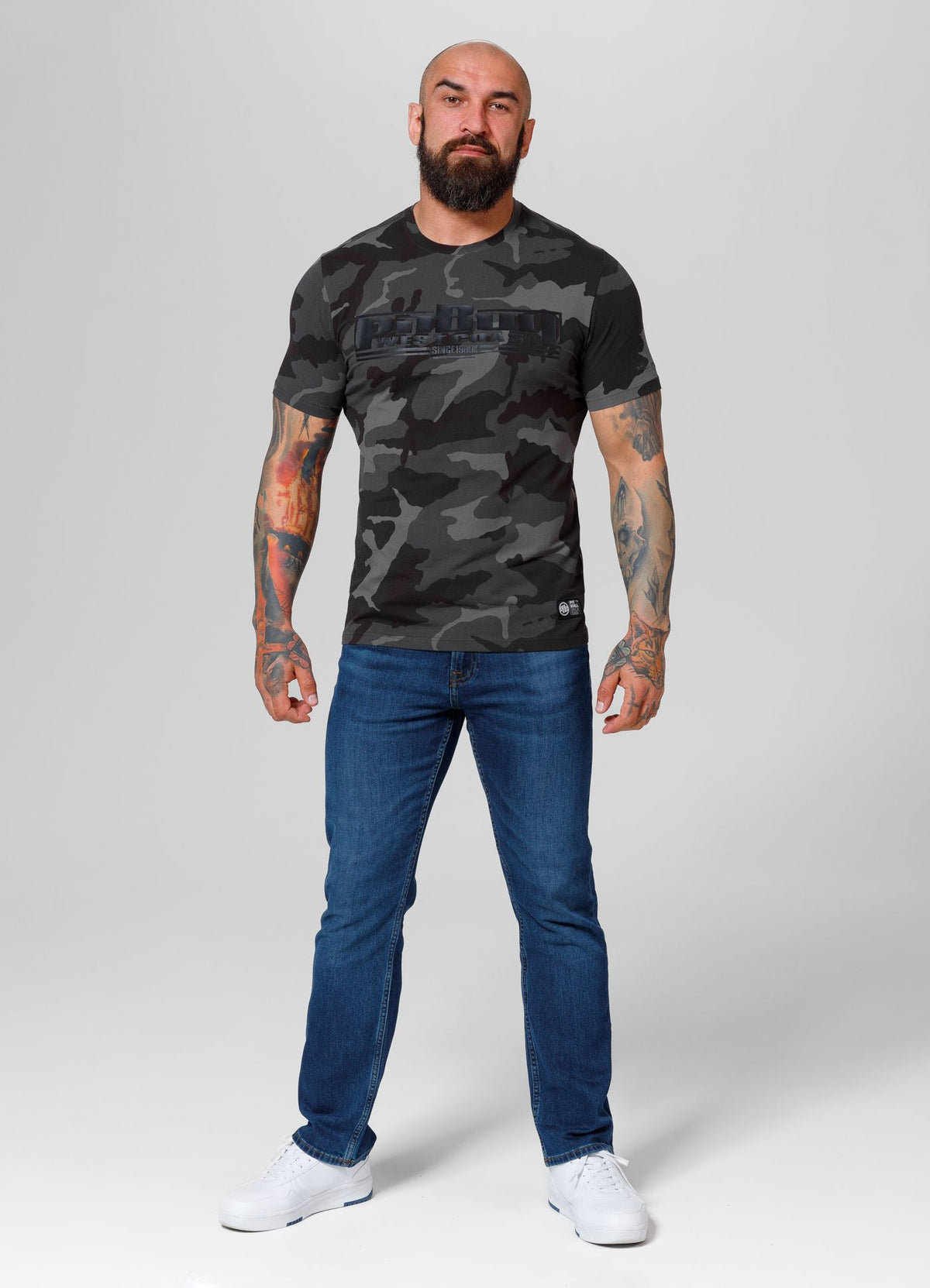 CLASSIC BOXING – T-Shirt in Slim Fit mit Camouflage-Muster in Schwarz