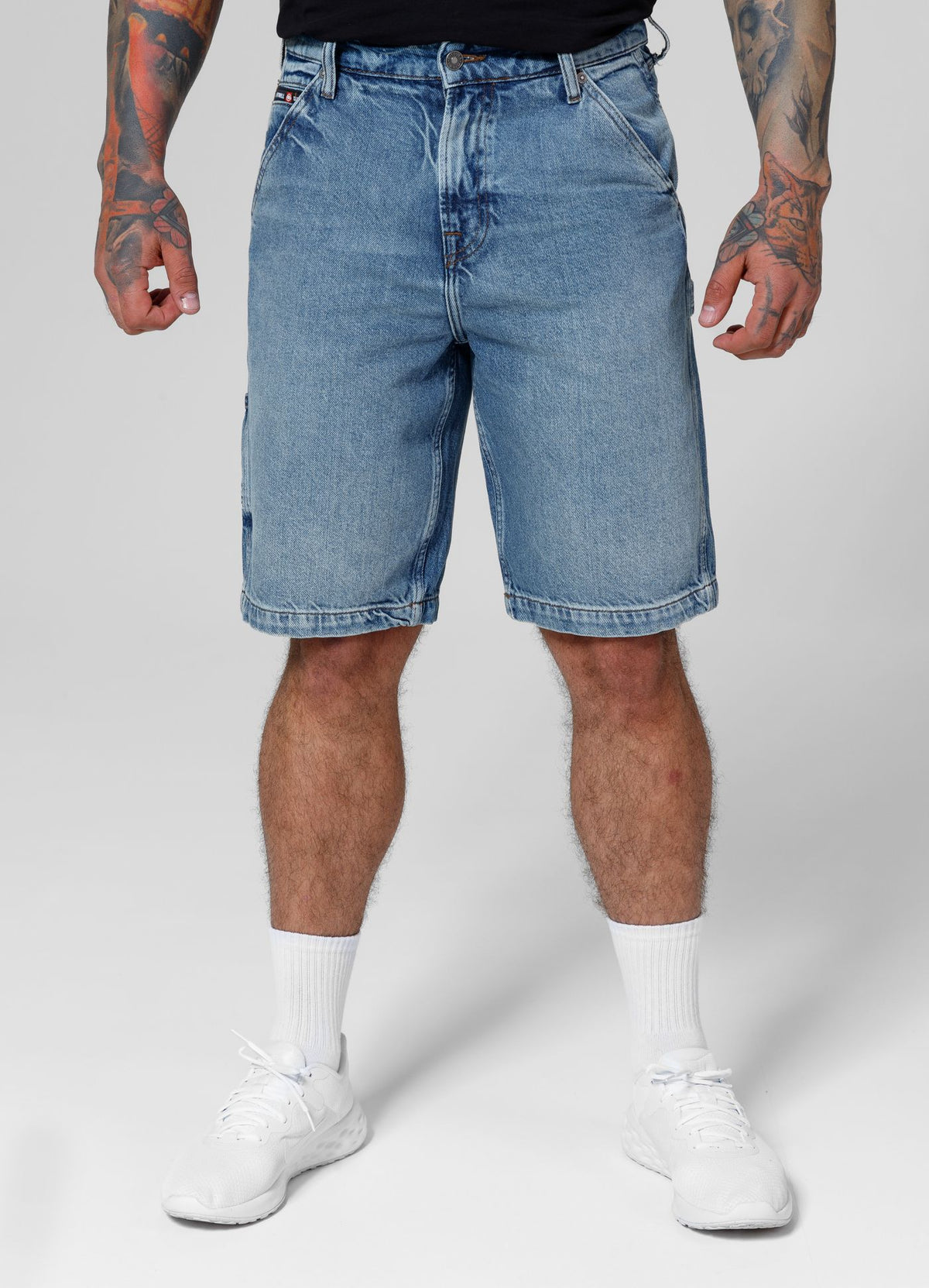 CARPENTER Jeansshorts in Blau