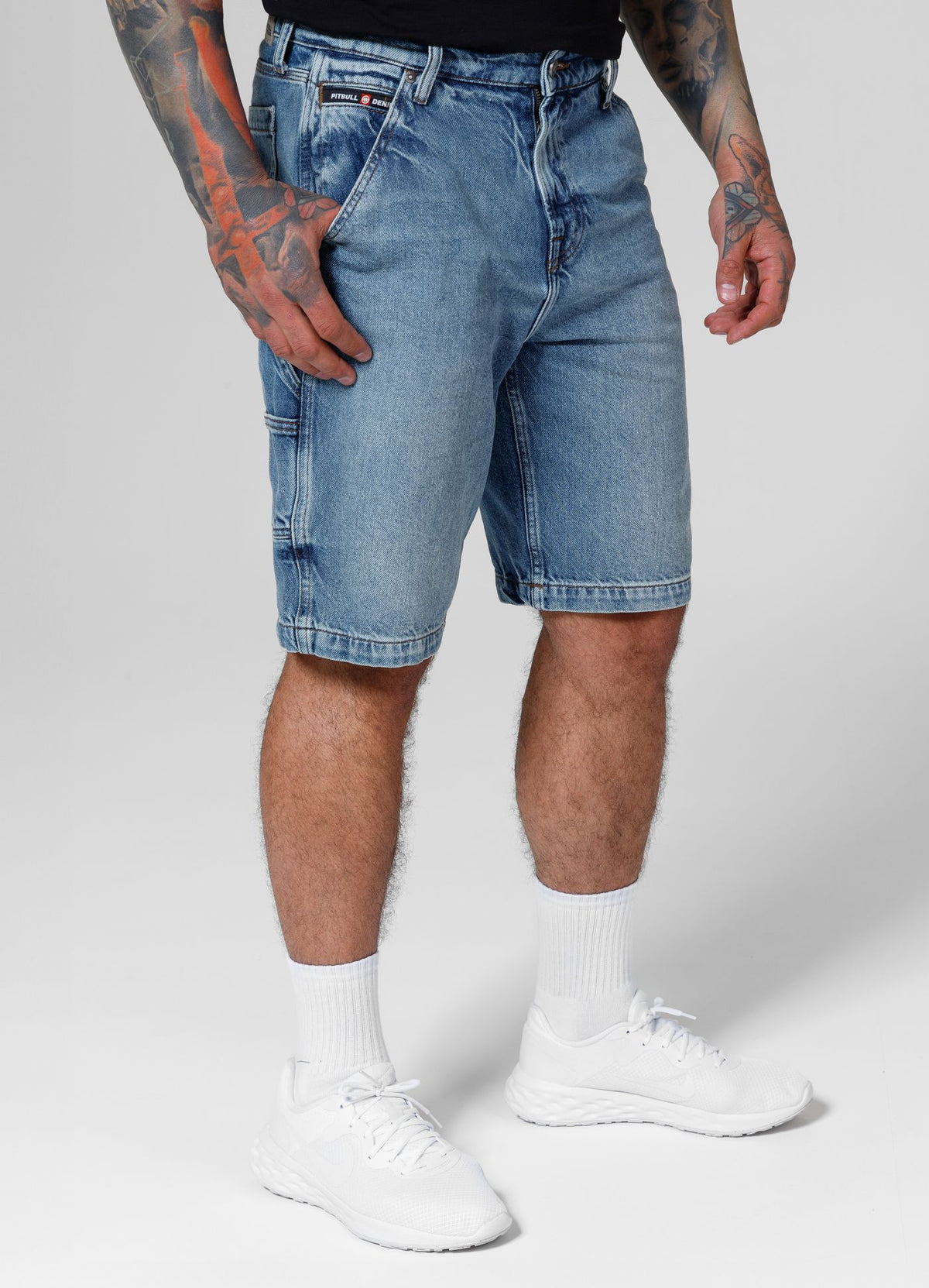 CARPENTER Jeansshorts in Blau